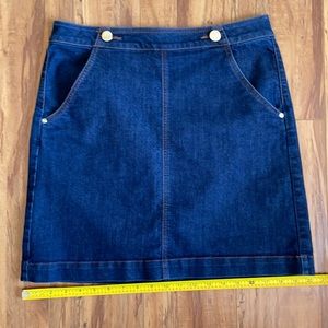 Loft size 6 jeans skirt
